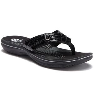 CLARKS THONG SANDALS Black Patent